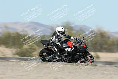 media/Dec-01-2025-Moto Forza (Mon) [[2daa91e15f]]/3-Beginner Group/Session 2 (Turn 7 Inside Pans)/